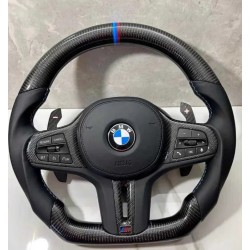 Волан BMW M Performance – карбон и кожа със синя M лента – G серия (2019–2024)