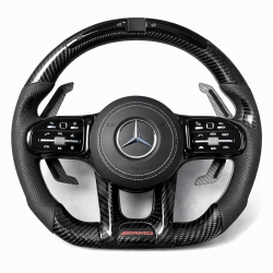 Волан Mercedes AMG – карбон и перфорирана кожа с LED дисплей и бял шев (2019–2022)